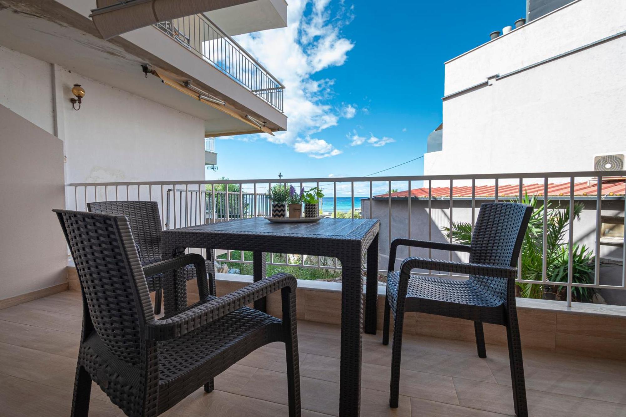 Holiday home Sabbia Seafront By Rentalspro Services - Halkidiki