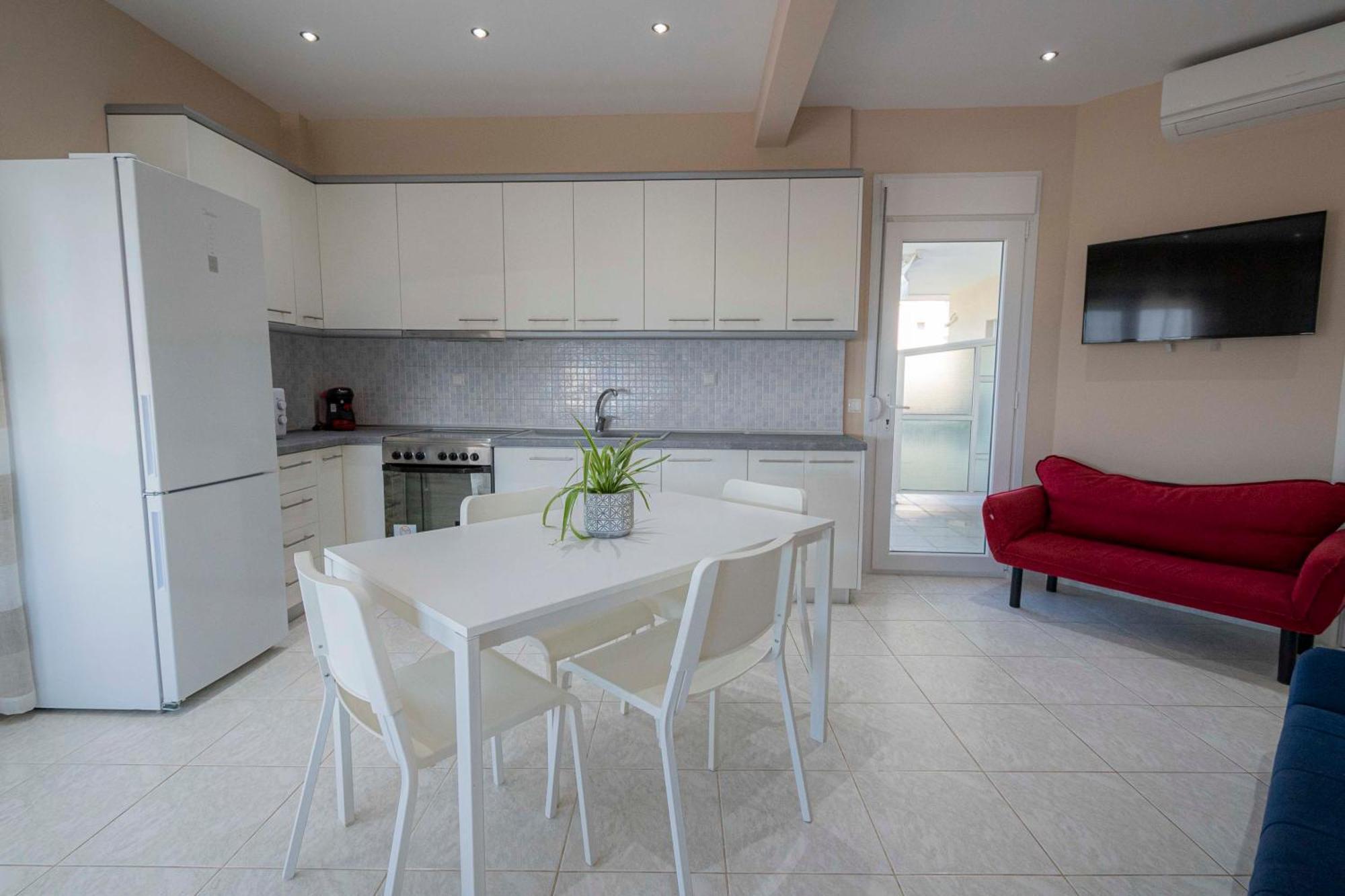 Sabbia Seafront By Rentalspro Services - Halkidiki Holiday home